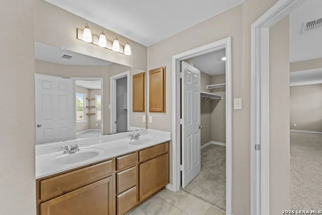 111 KYLE CV Universal City, TX 78148