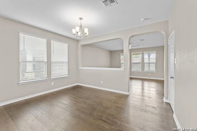 111 KYLE CV Universal City, TX 78148