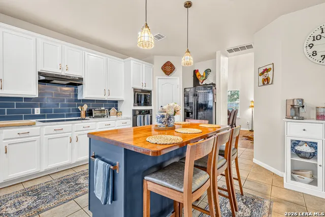 1114 BIRDIE CV San Antonio, TX 78221