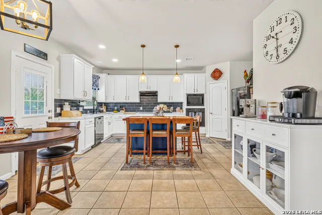 1114 BIRDIE CV San Antonio, TX 78221