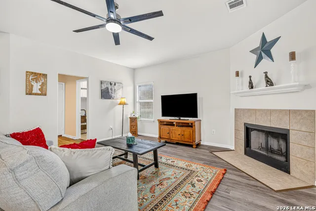 1114 BIRDIE CV San Antonio, TX 78221