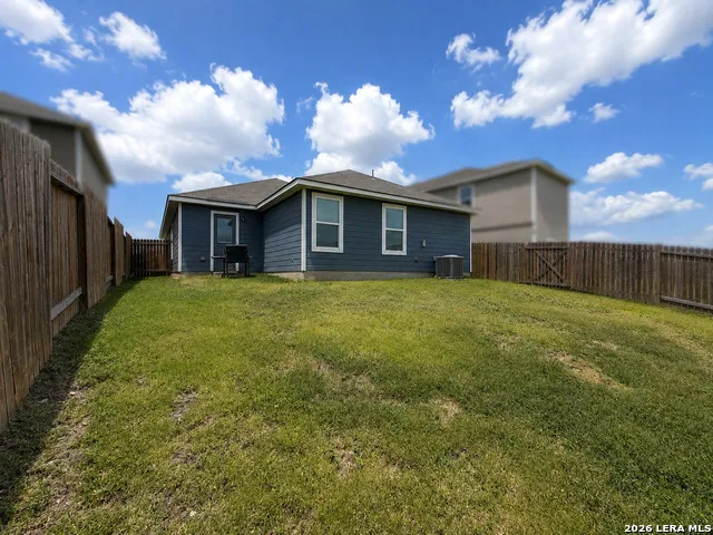 11010 PINKERY KY Converse, TX 78109