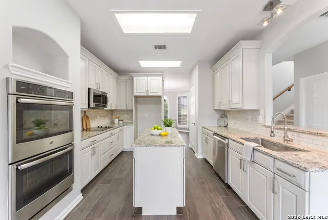 6519 Grove Creek San Antonio, TX 78256