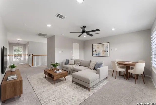 6519 Grove Creek San Antonio, TX 78256