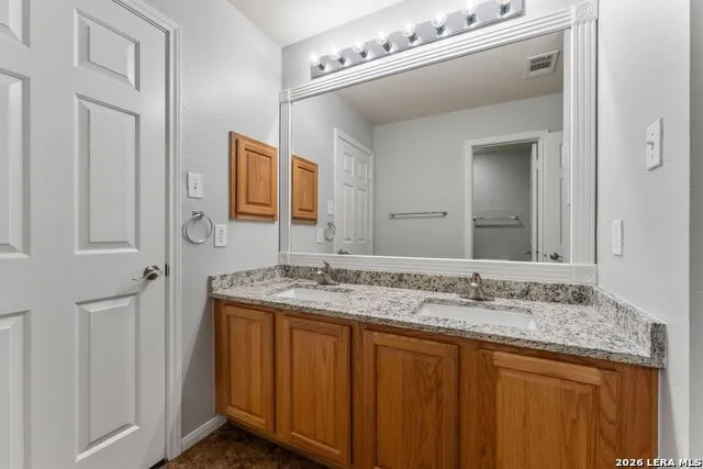 6519 Grove Creek San Antonio, TX 78256