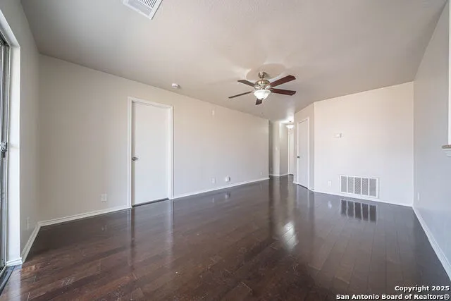 8407 SEA RIM Converse, TX 78109