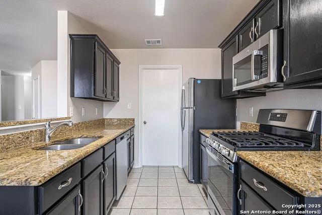 8407 SEA RIM Converse, TX 78109