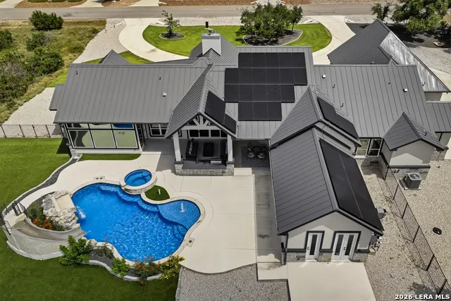 340 Copper Crest New Braunfels, TX 78132