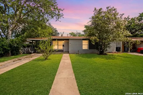 4359 WILD OAK DR