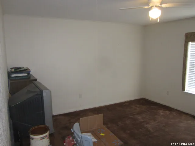 102 S Robin Hill View Kerrville, TX 78028