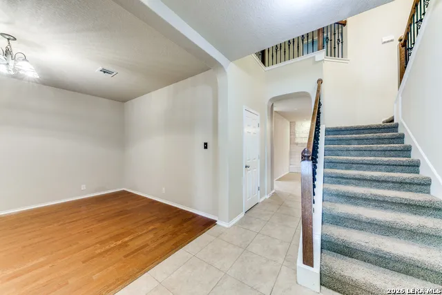 302 Eglington Way Cibolo, TX 78108
