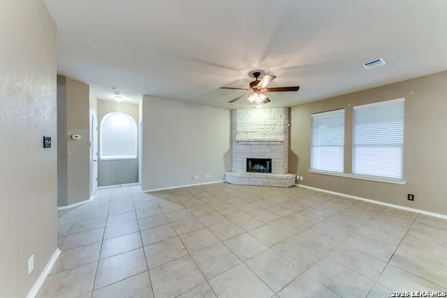 302 Eglington Way Cibolo, TX 78108