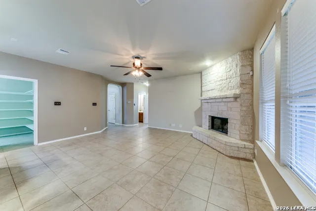 302 Eglington Way Cibolo, TX 78108