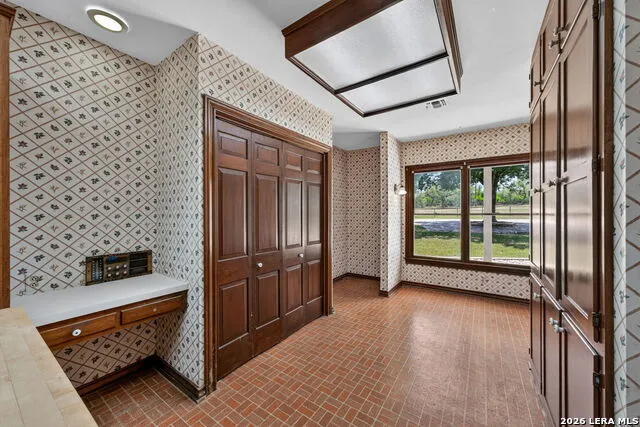 2634 County Road 4713 LaCoste, TX 78039