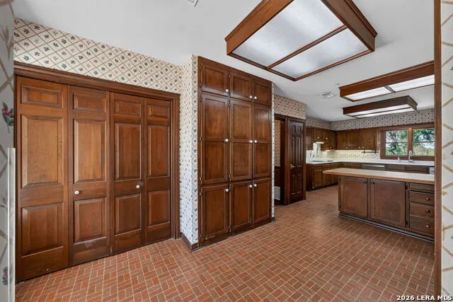 2634 County Road 4713 LaCoste, TX 78039