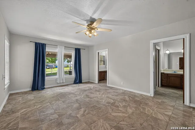 2634 County Road 4713 LaCoste, TX 78039