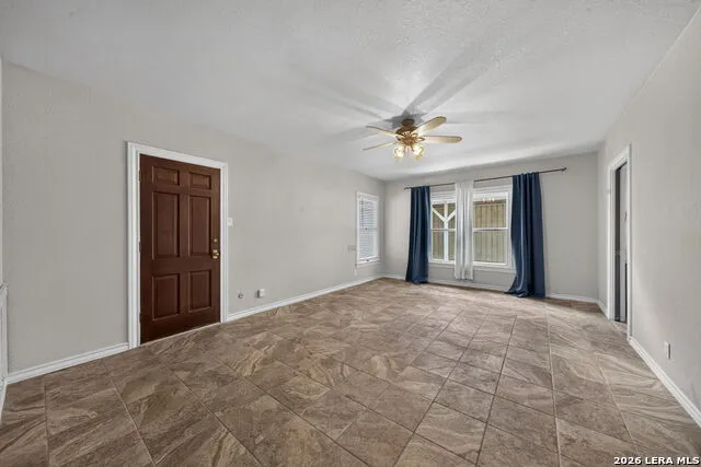 2634 County Road 4713 LaCoste, TX 78039
