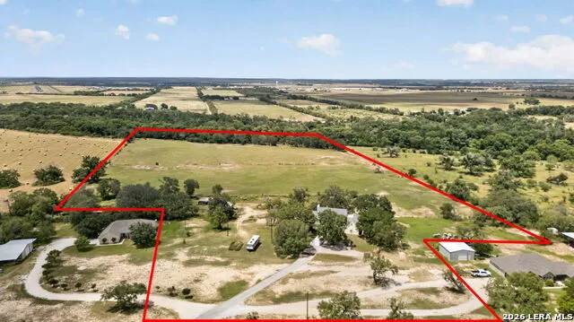 2634 County Road 4713 LaCoste, TX 78039