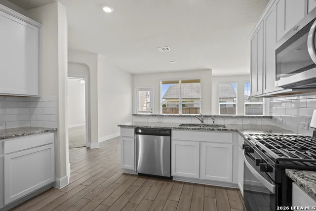 727 Rushing Banks Cibolo, TX 78108