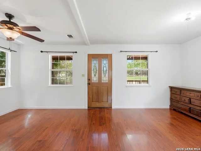 301 MADRONA LN Bandera, TX 78003