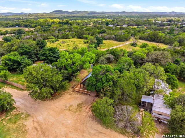 301 MADRONA LN Bandera, TX 78003