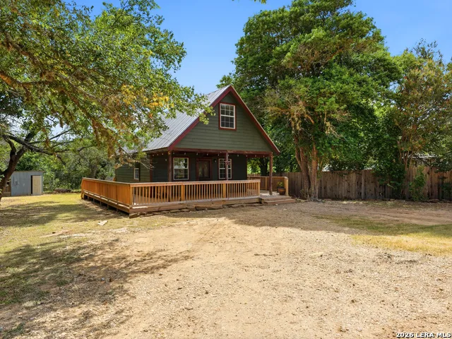 301 MADRONA LN Bandera, TX 78003