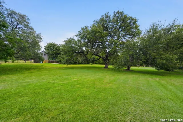 19419 Blume Lytle, TX 78052
