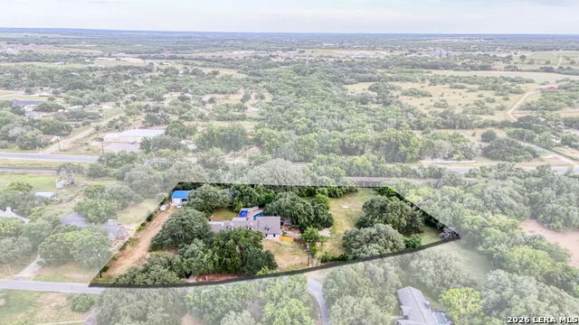 19419 Blume Lytle, TX 78052