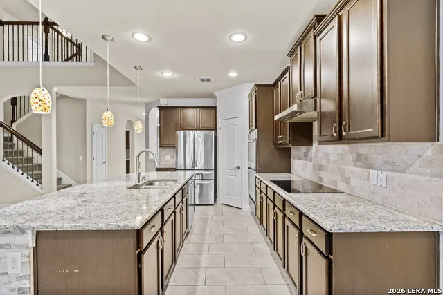 4925 Battle Lake Schertz, TX 78108