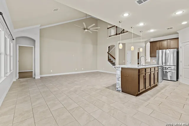 4925 Battle Lake Schertz, TX 78108