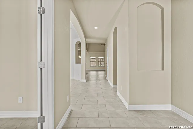 4925 Battle Lake Schertz, TX 78108
