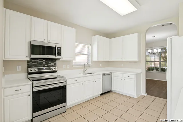 2938 Encino Robles San Antonio, TX 78259