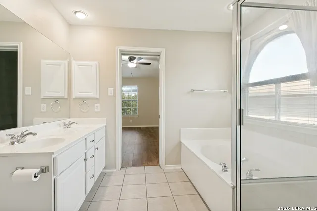 2938 Encino Robles San Antonio, TX 78259