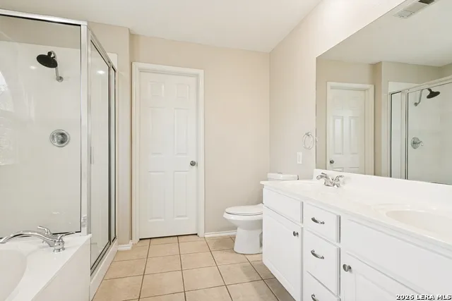 2938 Encino Robles San Antonio, TX 78259