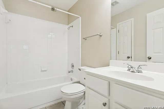 2938 Encino Robles San Antonio, TX 78259