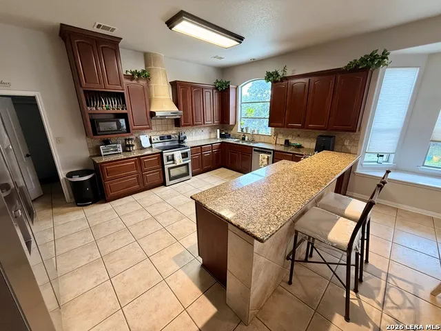 3248 Barton Hill Bulverde, TX 78163