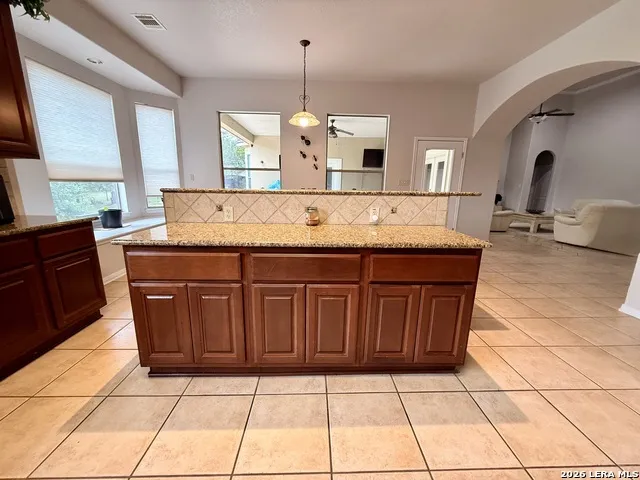 3248 Barton Hill Bulverde, TX 78163