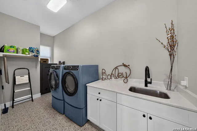101 Alf Hunter Blanco, TX 78606