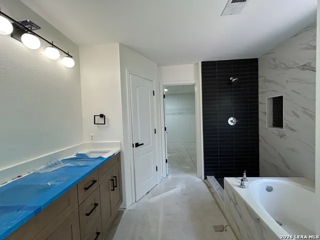 1208 Leopard Hunt San Antonio, TX 78251