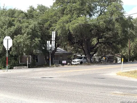 9317 Park Road 37