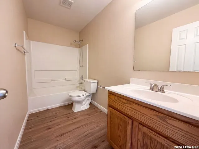 16423 TURF CLB Selma, TX 78154