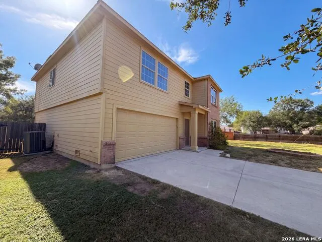 16423 TURF CLB Selma, TX 78154