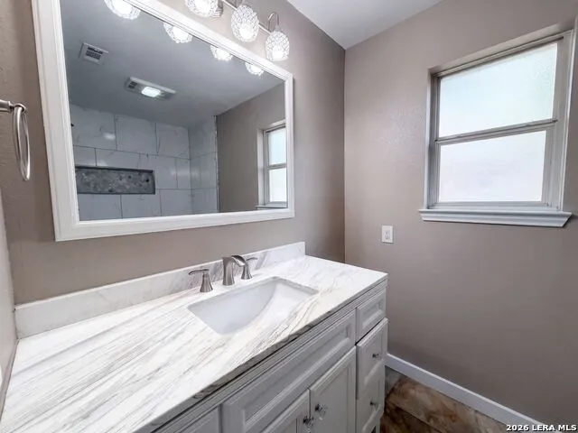 1356 TIMBERWOOD TRL New Braunfels, TX 78132