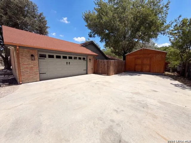 1356 TIMBERWOOD TRL New Braunfels, TX 78132