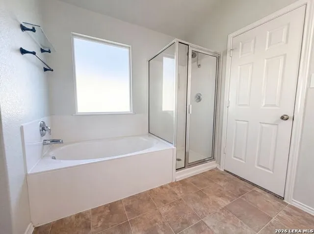 2886 OAKBRANCH RDG New Braunfels, TX 78130
