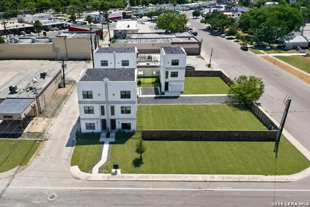 3214 ELMENDORF ST #102 San Antonio, TX 78201