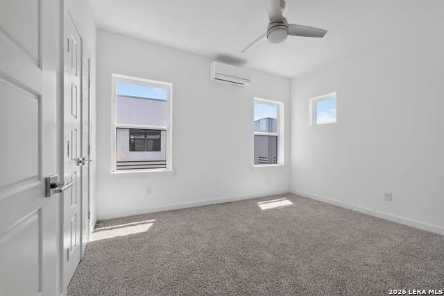 3214 ELMENDORF ST #102 San Antonio, TX 78201