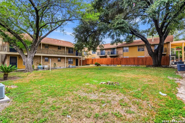923 Vance Jackson #1110 San Antonio, TX 78201