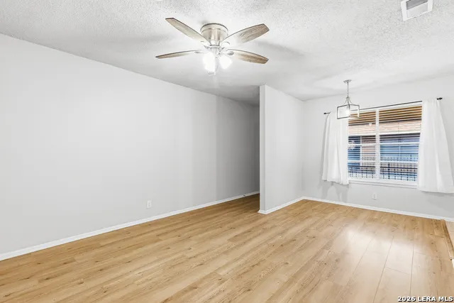 923 Vance Jackson #1002 San Antonio, TX 78201