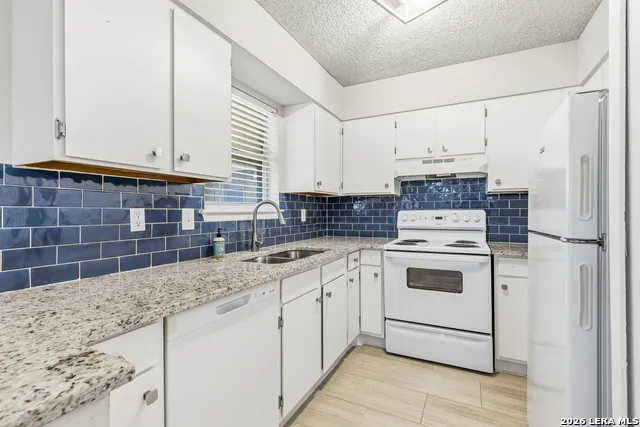 923 Vance Jackson #1002 San Antonio, TX 78201